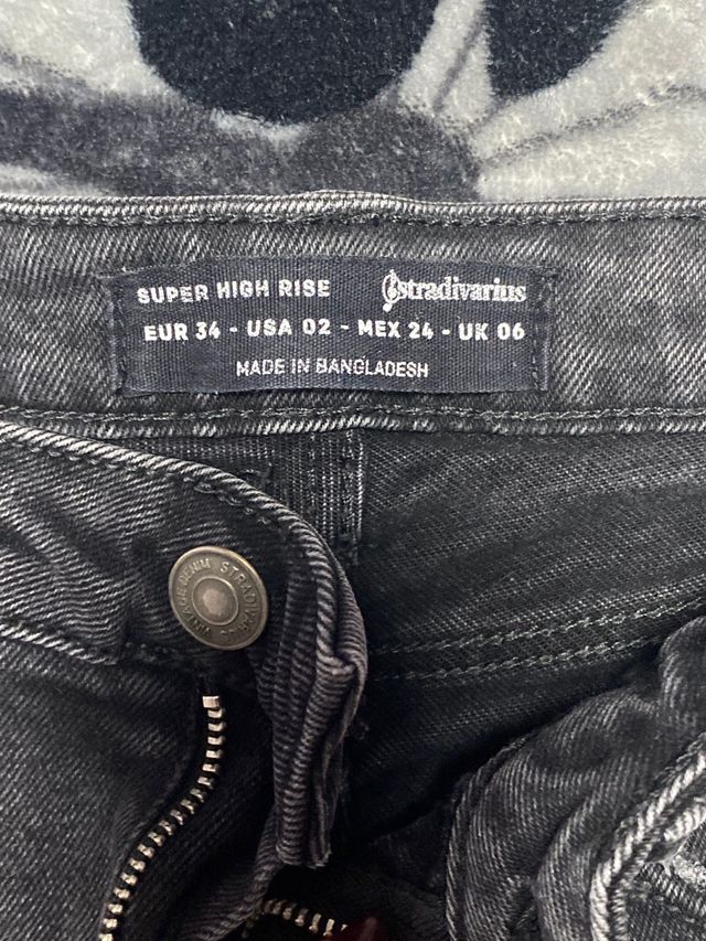 Lote 3 Shorts Stradivarius y Bershka 34 S