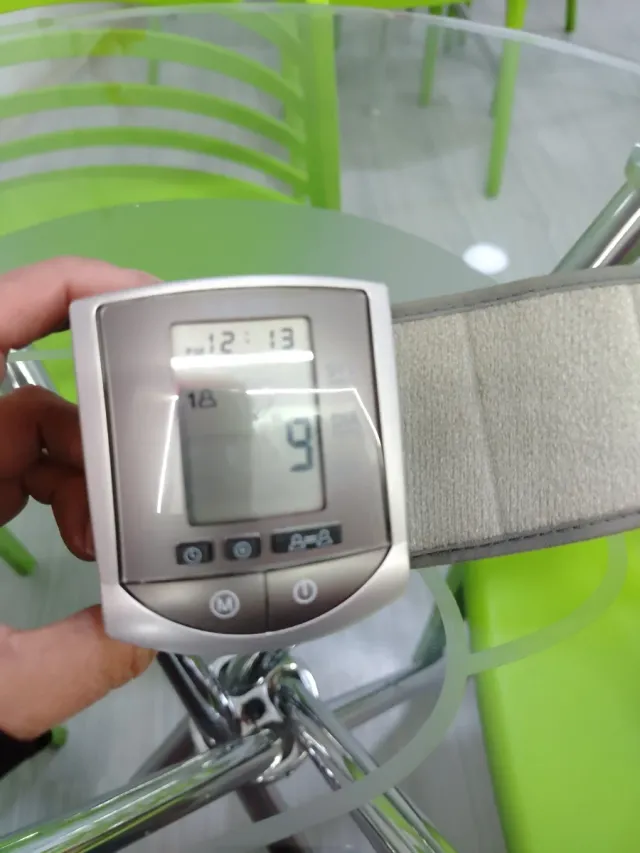 Pulsera tensiometro en buen estado casi un uso 