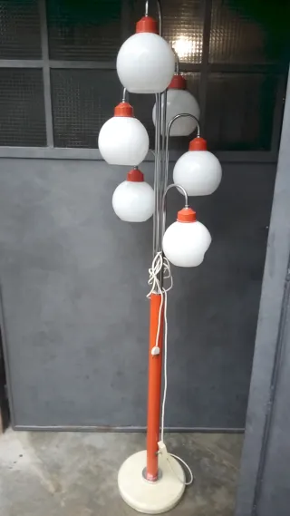 lampada vintage anni 70,buone condizioni generali.