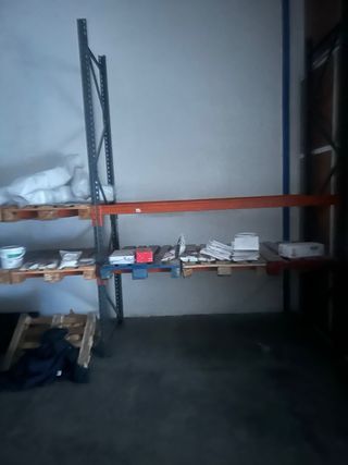 Estanterías industriales metálicas