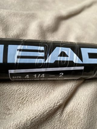 Raqueta Tenis Head Auxetic Gravity MP 295g GRIP 2
