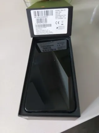 Custodia con tripla fotocamera Leica per Huawei Mate 20