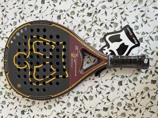 Pala de pádel Black Crown Piton 13 2025