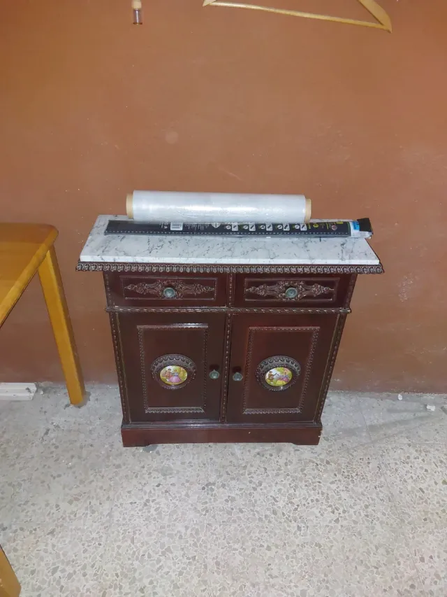 Mueble Taquillón Madera y Mármol