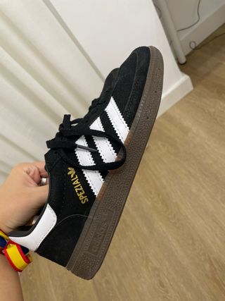 Adidas Spezial
