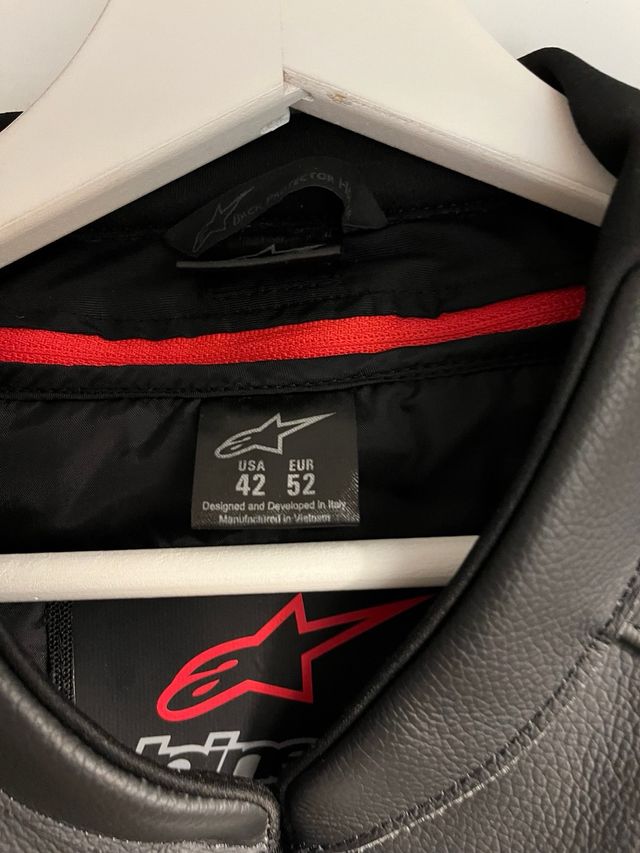 Chaqueta Alpinestars GP Plus V4 Negra