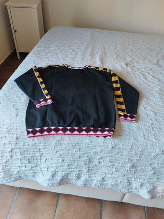 Sudadera Desigual Talla M Negra Multicolor