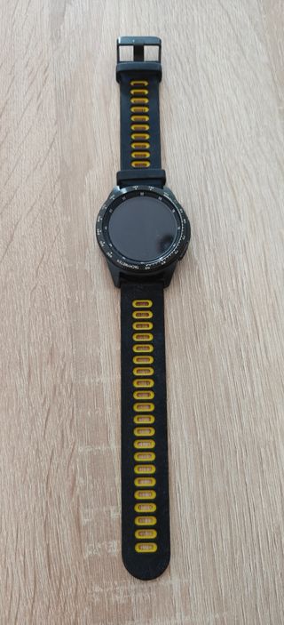 Samsung Galaxy Watch Negro y Amarillo
