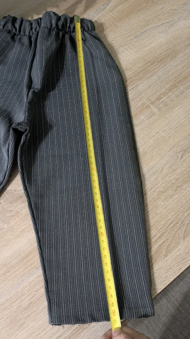 Pantalón rayas niño gris 2 años