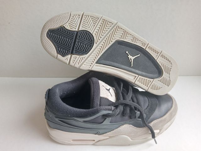 Deportivas Jordan Beige y Negras