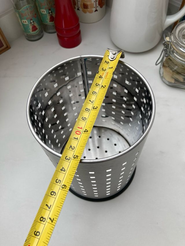 Cubiertera Acero Inoxidable con Base Negra