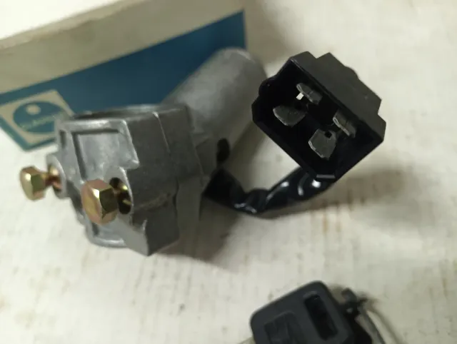 Clausor Seat 124, 127, 1200 Sport Bocanegra, etc.