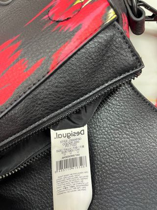 Bolso Desigual floral negro multicolor
