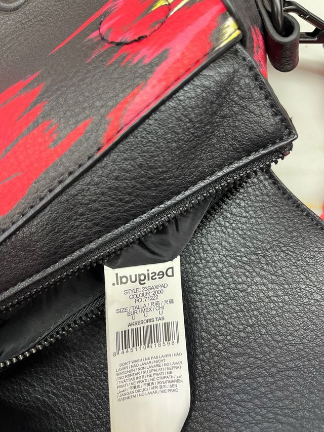 Bolso Desigual floral negro multicolor