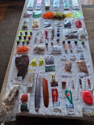 Material para montaje de moscas