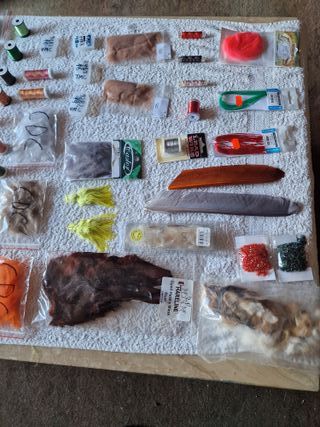 Material para montaje de moscas