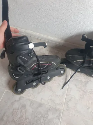 Patines en línea negros
