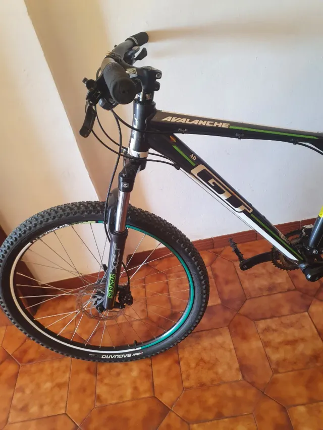 GT Avalanche Sport 26"