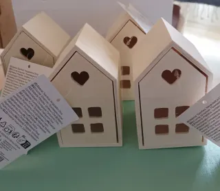 6 casitas Tedi para calendario infantil.