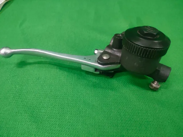 Bomba Freno Delantero AJP Clásicas