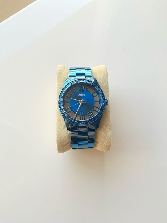 Reloj Lotus