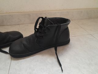 Botas piel tipo barefoot negras