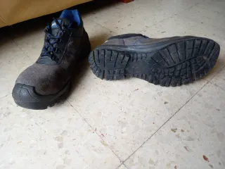 Zapatos de seguridad Cofan grises y azules