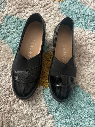 Zapatos negros piel talla 37-38