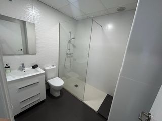 Alquiler cabina en centro de estética