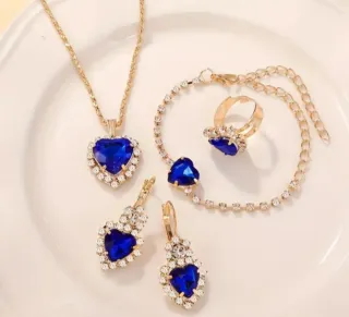 Conjunto Corazón Azul con Caja Regalo