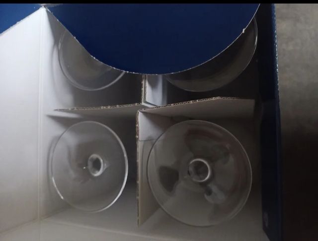 Juego 4 copas vino  Beaujolais