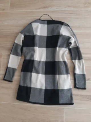 Chaqueta Cuadros Entretiempo Talla S-M. Bershka 