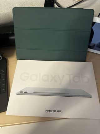 Samsung Galaxy Tab S9 FE+ con S Pen