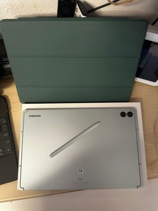Samsung Galaxy Tab S9 FE+ con S Pen