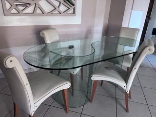 Tavolo cristallo design moderno
