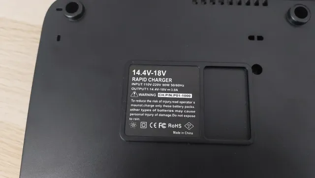 Cargador y Baterías Makita DC18RC