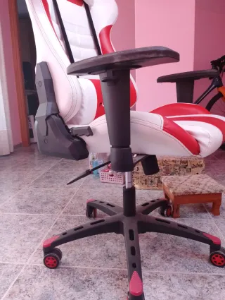 Silla Gaming Garmin Roja y Blanca