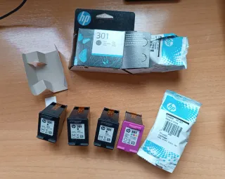 Cartuchos de tinta HP 301 vacíos