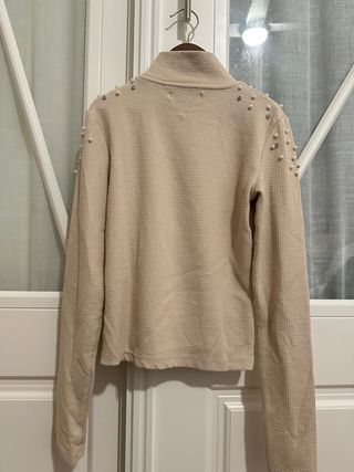 Jersey Bershka Beige Perlas