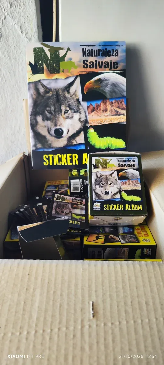 Álbum Naturaleza Salvaje 7000 CROMOS Y  20 ALBUMES
