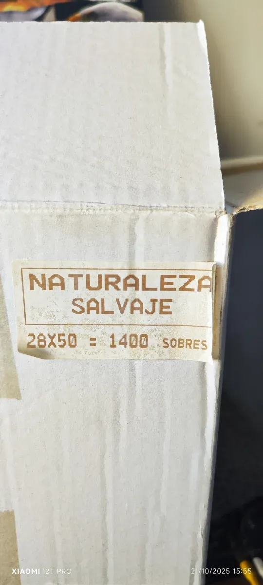 Álbum Naturaleza Salvaje 7000 CROMOS Y  20 ALBUMES