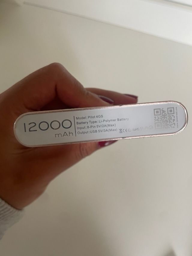 Batería Externa Rosa con Diseño