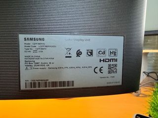 Monitor Samsung 27 Curvo FullHD Negro