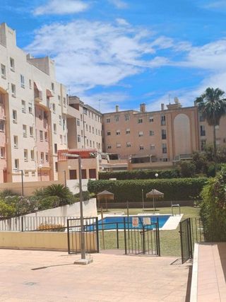 Piso en alquiler en El Cónsul - Ciudad Universitaria en Málaga
