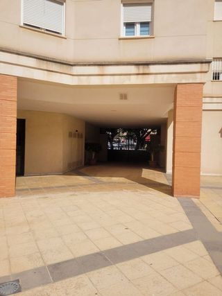 Piso en alquiler en El Cónsul - Ciudad Universitaria en Málaga