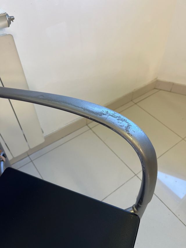 URGE Pack 4 Sillas Apilables Metálicas Negras