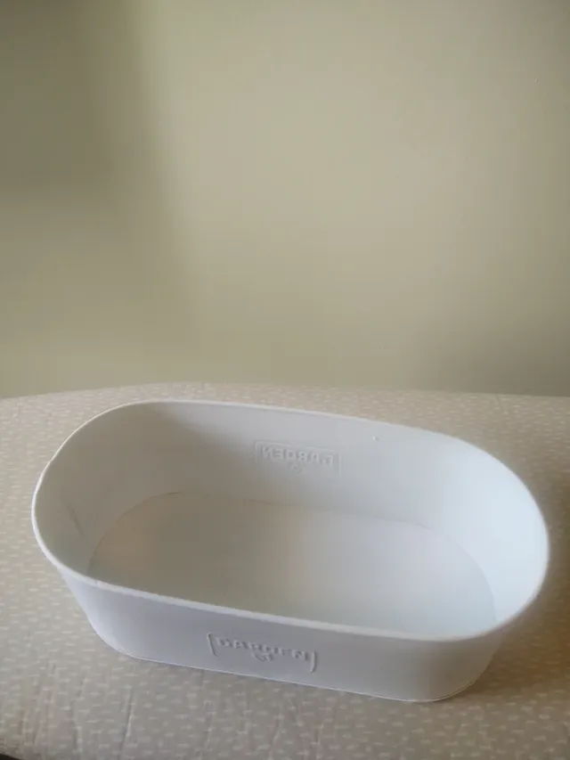 Macetero metálico blanco
"GARDEN"