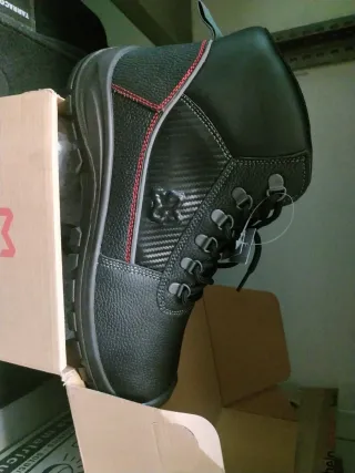 Bota de seguridad Modyf Talla 46