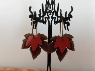 Pendientes de hoja.