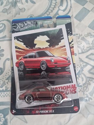Hot Wheels Porsche 911 R Chase